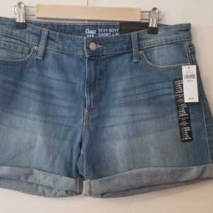 Gap Womans Sexy Boyfriend Jean Short